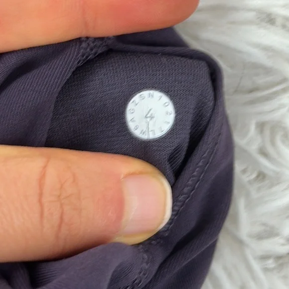 Lululemon Wunder Under Crop (Hi-Rise) (Full-On Luxtreme 21") Black Currant - Picture 4 of 7